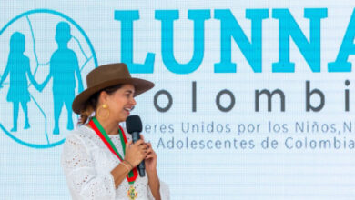 Photo of Primera Dama recibe condecoración en Yopal