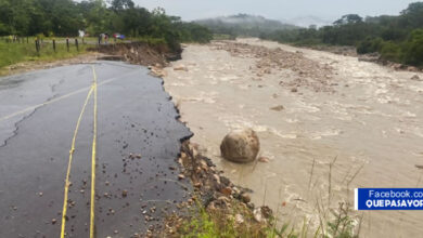 Photo of Maquinaria de Gestión del riesgo recupera vías terciarias afectadas por quebradas en Sabanalarga